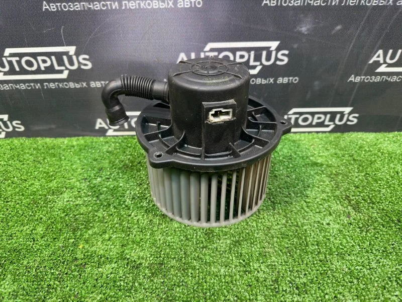 Моторчик печки Hyundai Matrix 1.6 G4ED 2001 - миниатюра 4