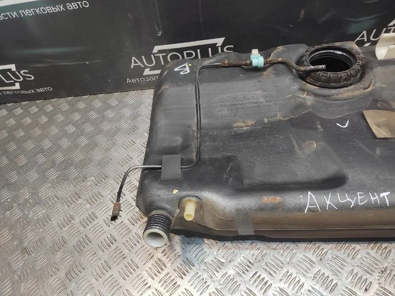 Топливный бак Hyundai Accent СЕДАН 1.5 G4EC-G 2006 - миниатюра 3