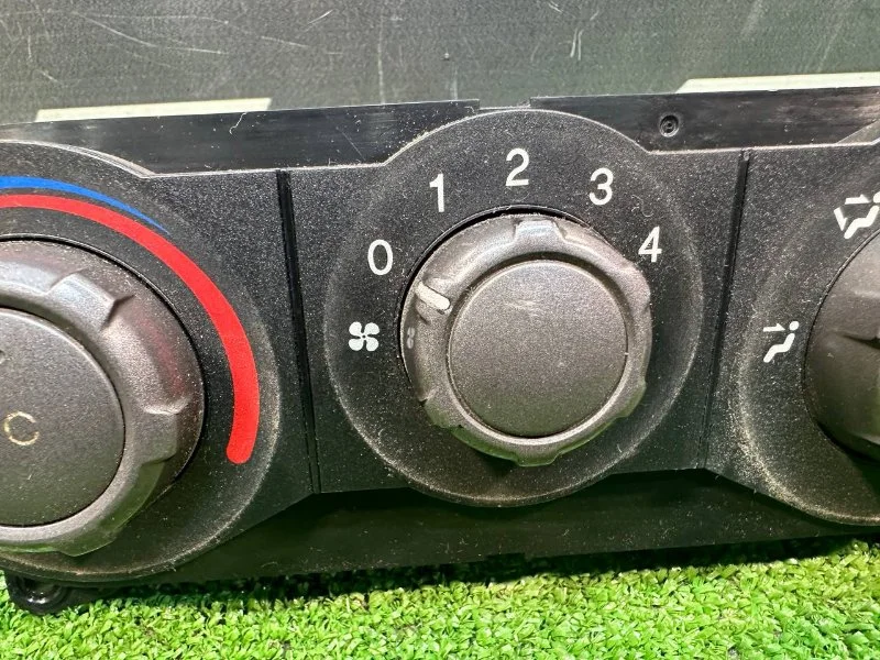 Блок управления климат-контролем Hyundai Matrix - миниатюра 4