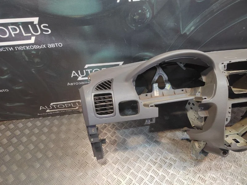 Торпедо Hyundai Accent СЕДАН 1.5 G4EC-G 2006 - миниатюра 2