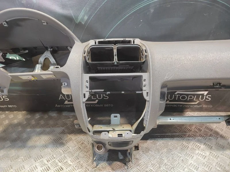 Торпедо Hyundai Accent СЕДАН 1.5 G4EC-G 2006 - миниатюра 3