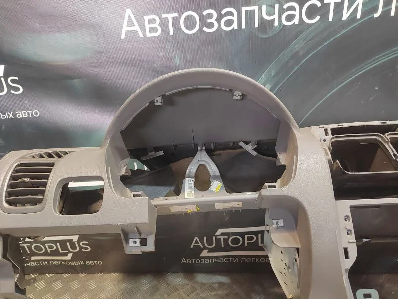 Торпедо Hyundai Accent СЕДАН 1.5 G4EC-G 2006 - миниатюра 8