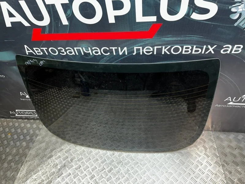 Лобовое стекло заднее Ford Focus СЕДАН 1.6 PNDA - миниатюра 2