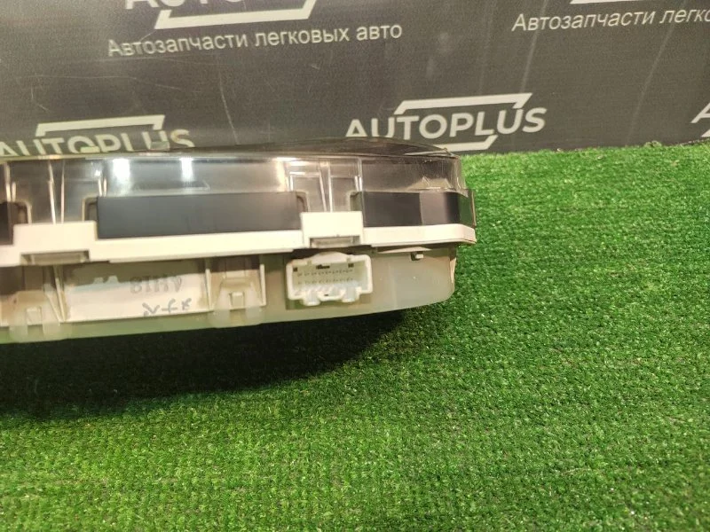 Панель приборов Mazda 6 СЕДАН GG L813 2002 - миниатюра 10
