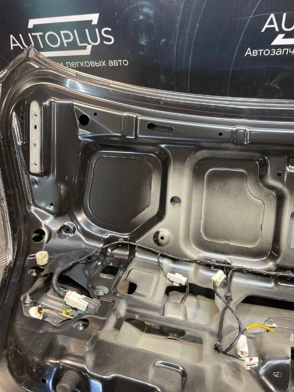 Крышка багажника Hyundai Grandeur 4 2.7 G6EA 2008 - миниатюра 9