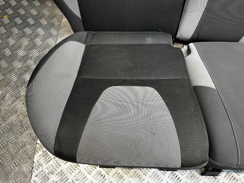 Сиденье заднее Ford Focus СЕДАН 1.6 PNDA 2011 - миниатюра 6