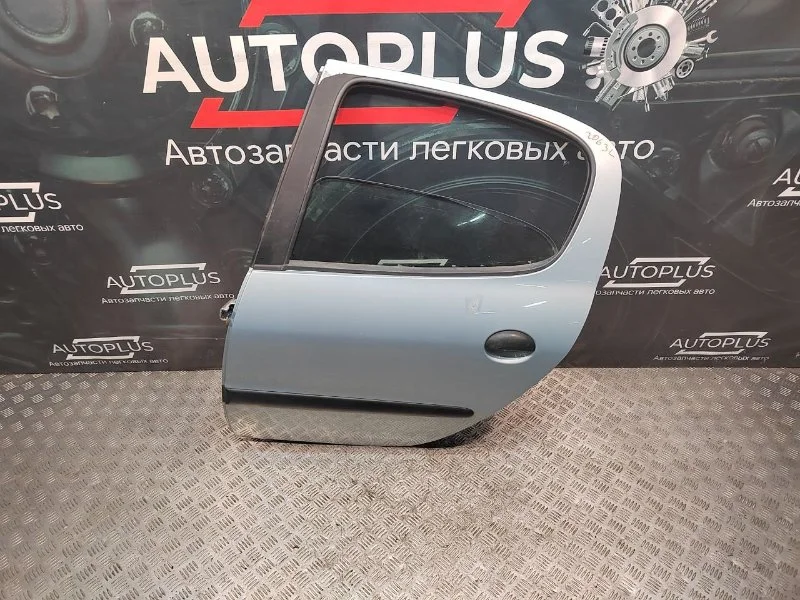 Дверь боковая задняя левая Peugeot 206 ХЭТЧБЕК 1.4 - изображение 1
