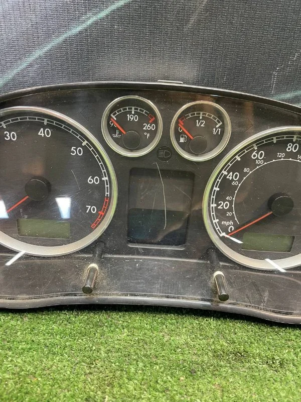 Панель приборов Volkswagen Passat B5 1997-2005 - миниатюра 4