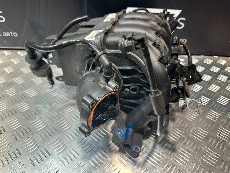Впускной коллектор Chevrolet Aveo T300 F16D4 2011 - миниатюра 9