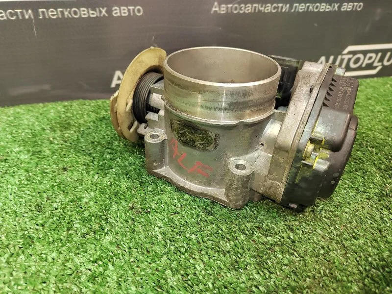 Дроссельная заслонка Audi A6 C5 ALF 1997-2005 - миниатюра 2