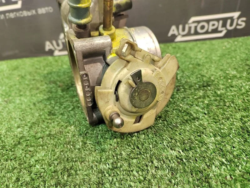 Дроссельная заслонка Audi A6 C5 ALF 1997-2005 - миниатюра 7