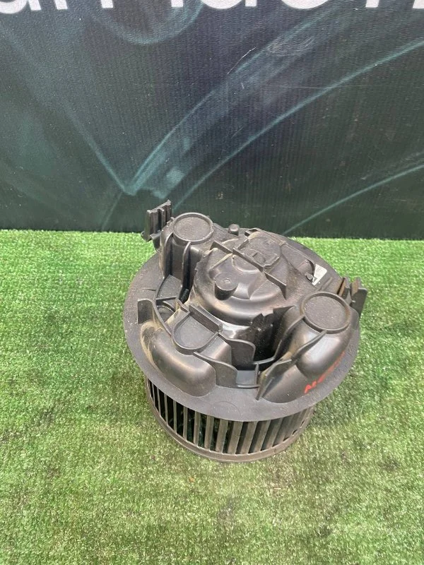 Моторчик печки Renault Megane 2 2002-2009 - миниатюра 9