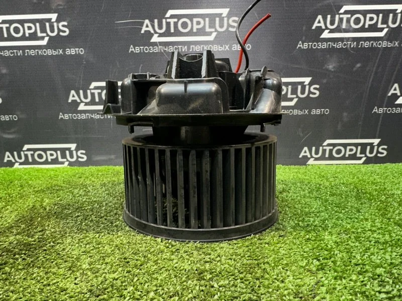 Моторчик печки Renault Megane СЕДАН K4MW761 2005 - миниатюра 5