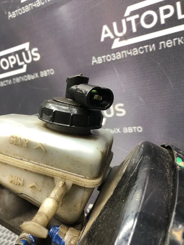 Вут+Гтц Renault Logan СЕДАН 1.4 K7J 710 2009 - миниатюра 8