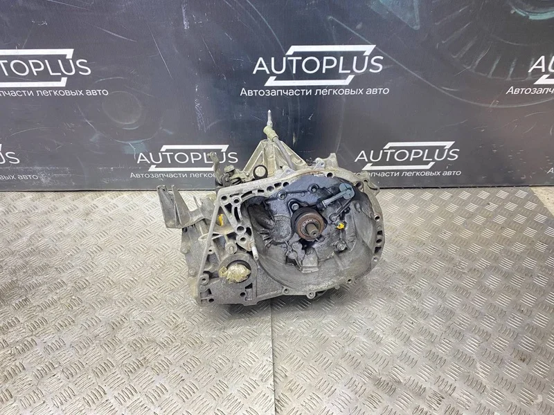 МКПП Renault Megane СЕДАН K4M812 2007