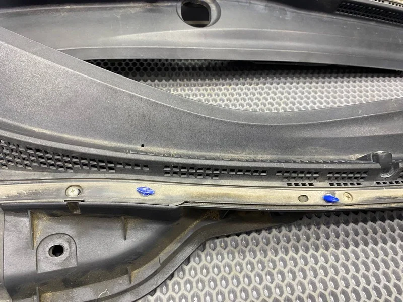 Жабо Mazda CX7 2.3 L3-VDT 2006-2009 - миниатюра 3