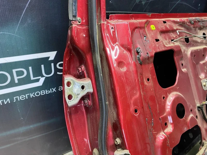 Дверь боковая задняя правая Mitsubishi Lancer - миниатюра 8