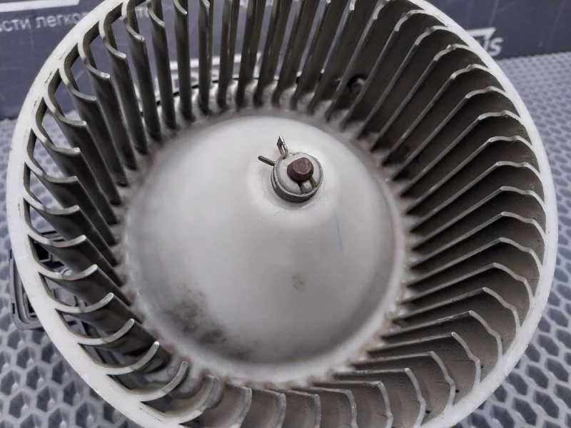 Моторчик печки Mazda CX7 2.3 L3-VDT 2006-2009 - миниатюра 2