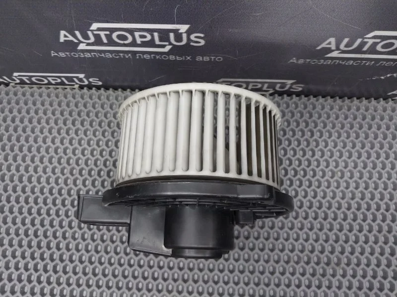 Моторчик печки Mazda CX7 2.3 L3-VDT 2006-2009 - миниатюра 4