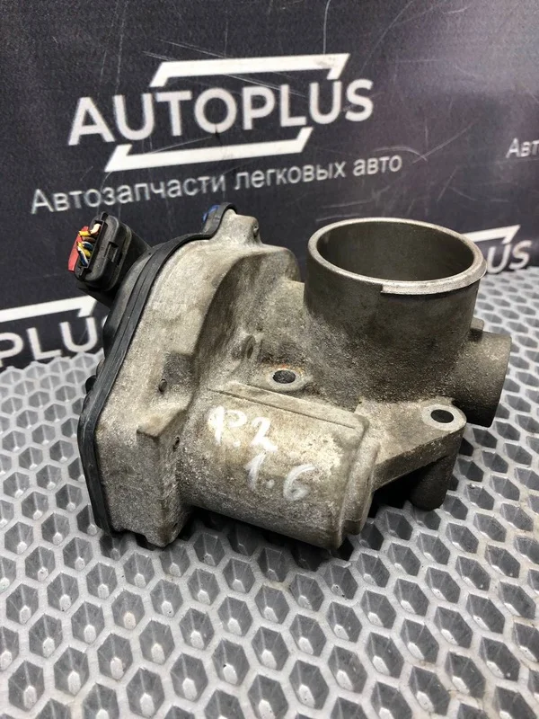 Дроссельная заслонка Ford Focus СЕДАН 1.6 HXDA - миниатюра 2