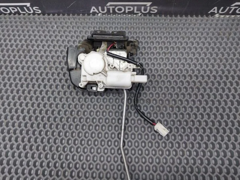 Замок багажника Mazda CX7 2.3 L3-VDT 2006-2009 - миниатюра 4