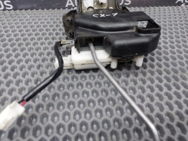 Замок багажника Mazda CX7 2.3 L3-VDT 2006-2009 - миниатюра 9