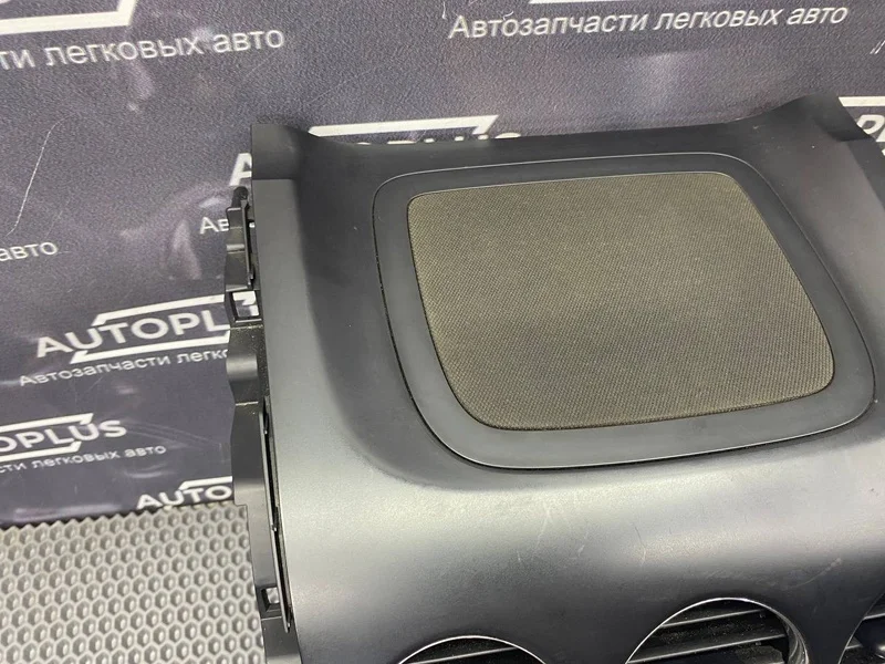 Центральная накладка торпеды Mazda CX7 2.3 L3-VDT - миниатюра 2