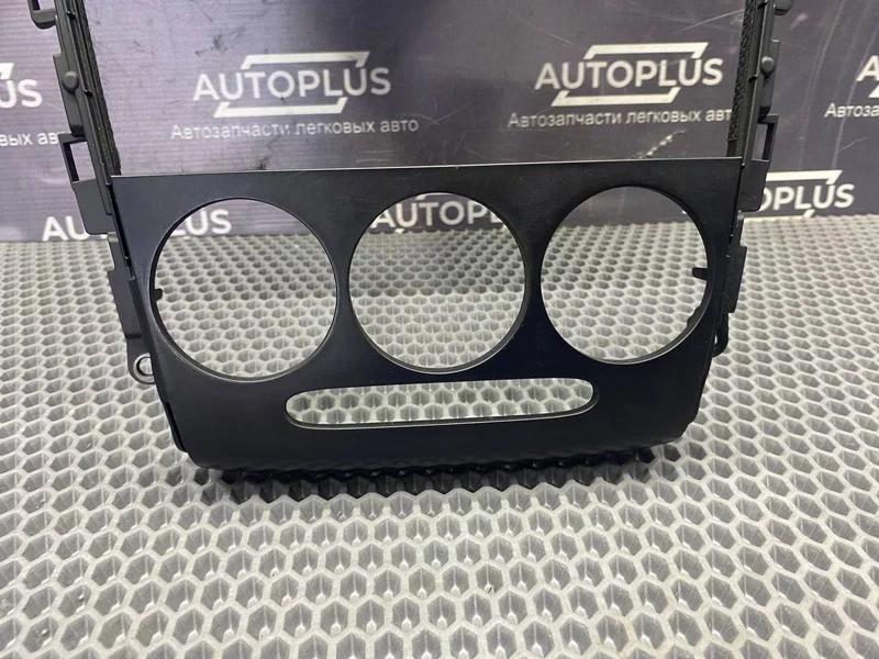 Центральная накладка торпеды Mazda CX7 2.3 L3-VDT - миниатюра 7