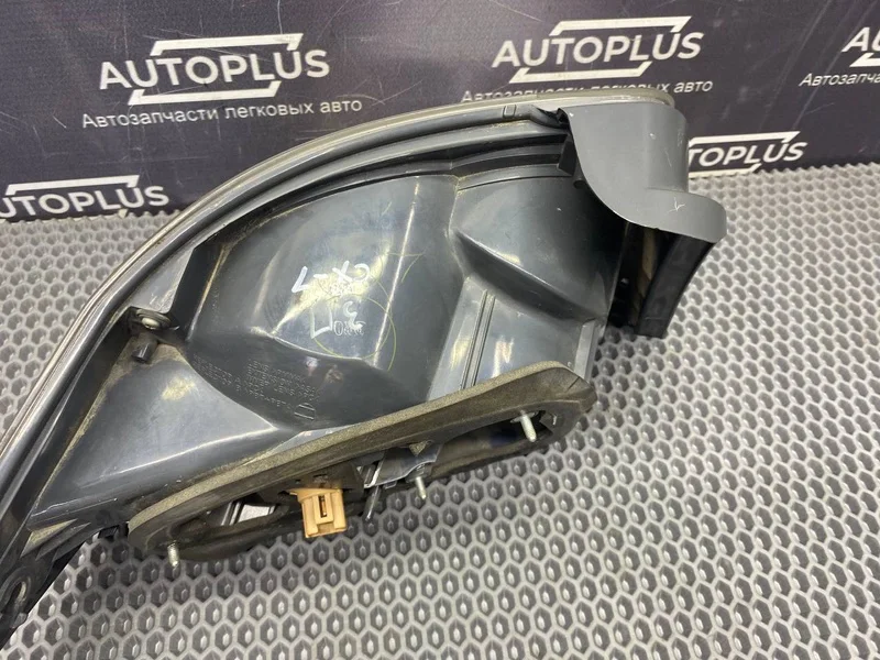 Фонарь задний правый Mazda CX7 2.3 L3-VDT - миниатюра 8