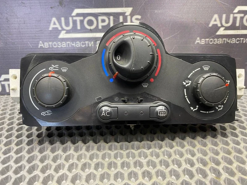 Блок управления климат-контролем Renault Megane - миниатюра 3