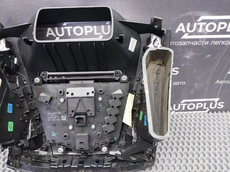 Блок управления магнитолой Ford Focus ХЭТЧБЕК 1.6 - миниатюра 8