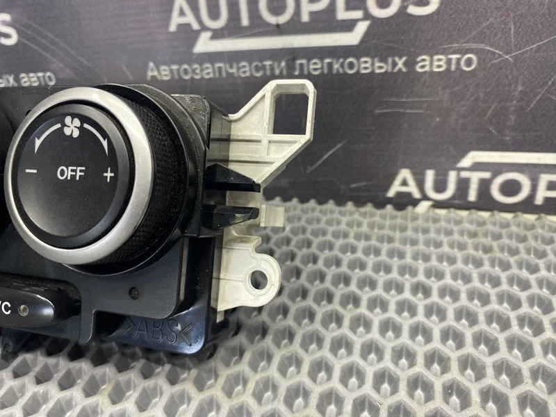 Блок управления климат-контролем Mazda CX7 2.3 - миниатюра 5