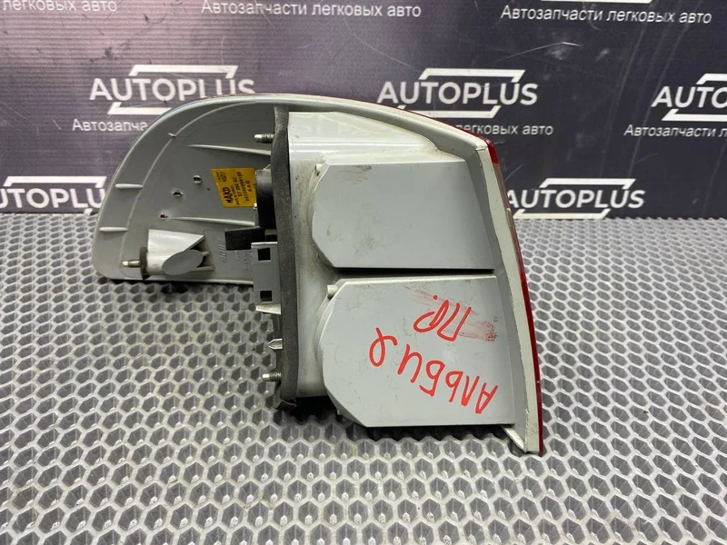 Фонарь задний правый Fiat Albea СЕДАН 1.4 350 - миниатюра 9