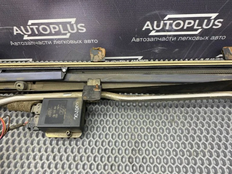 Шторка окна Audi A6 СЕДАН C5 2.4 APS - миниатюра 9
