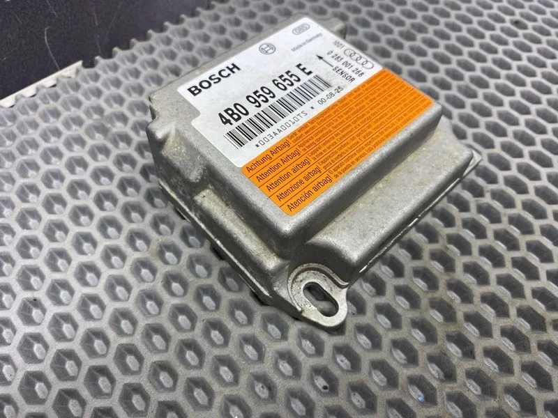 Блок AIR BAG Audi A6 СЕДАН C5 2.4 APS - миниатюра 6