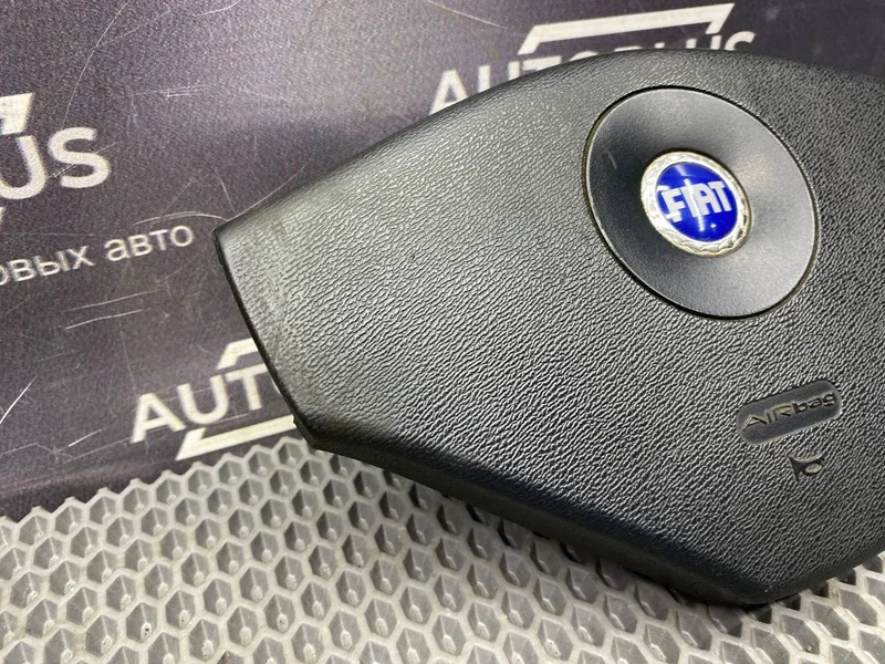 Подушка безопасности в руль Fiat Albea СЕДАН 1.4 - миниатюра 2
