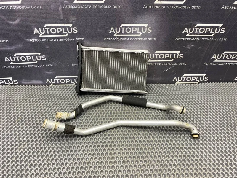 Радиатор печки Renault Megane УНИВЕРСАЛ 1.5 K9K - изображение 1