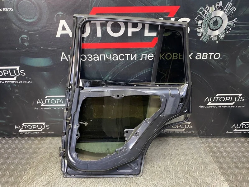 Дверь боковая задняя правая Ford Fusion УНИВЕРСАЛ - миниатюра 7