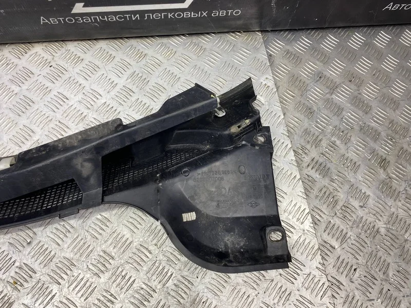 Жабо переднее Renault Megane УНИВЕРСАЛ 1.5 K9K - миниатюра 7