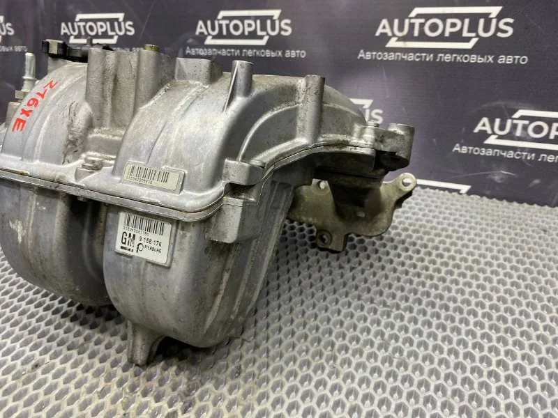 Впускной коллектор Opel Astra G СЕДАН Z16XE 2003 - миниатюра 9