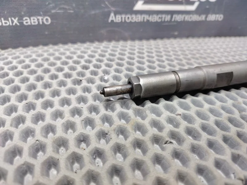 Форсунка топливная Kia Sorento ВНЕДОРОЖНИК D4CB - миниатюра 6
