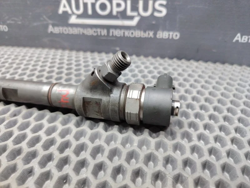 Форсунка топливная Kia Sorento ВНЕДОРОЖНИК D4CB - миниатюра 8