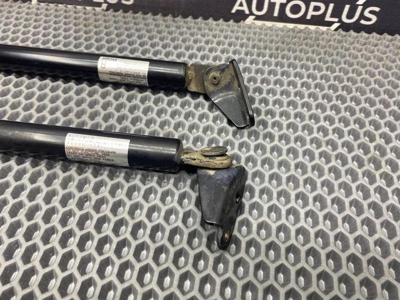 Амортизатор крышки багажника Mazda CX7 2.3 L3-VDT - миниатюра 5