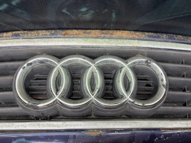Капот Audi A6 СЕДАН C5 2.4 APS - миниатюра 3