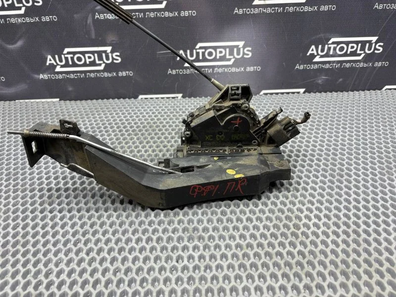 Замок боковой двери передний правый Ford Focus - миниатюра 4