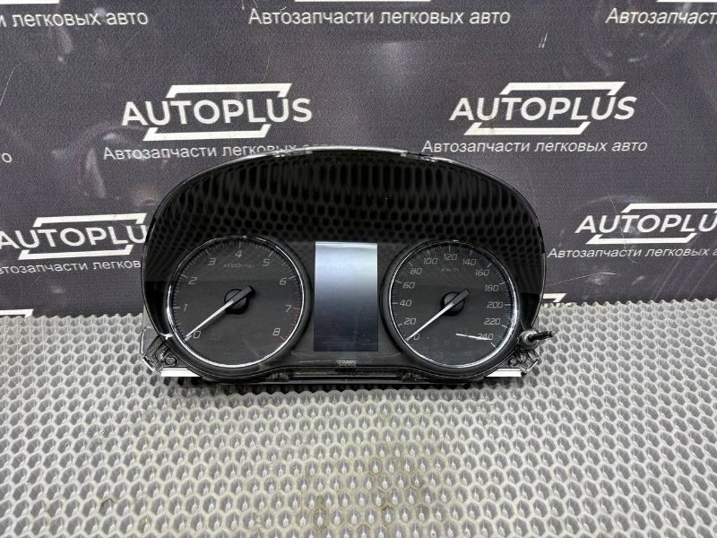 Панель приборов Mitsubishi Outlander 3 КРОССОВЕР - изображение 1