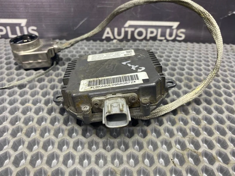 Блок розжига ксенона правый Mazda CX7 2.3 L3-VDT - миниатюра 2