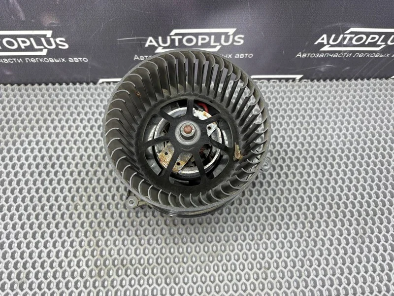 Моторчик печки Ford Focus СЕДАН 1.6 CDDA 2003 - миниатюра 2