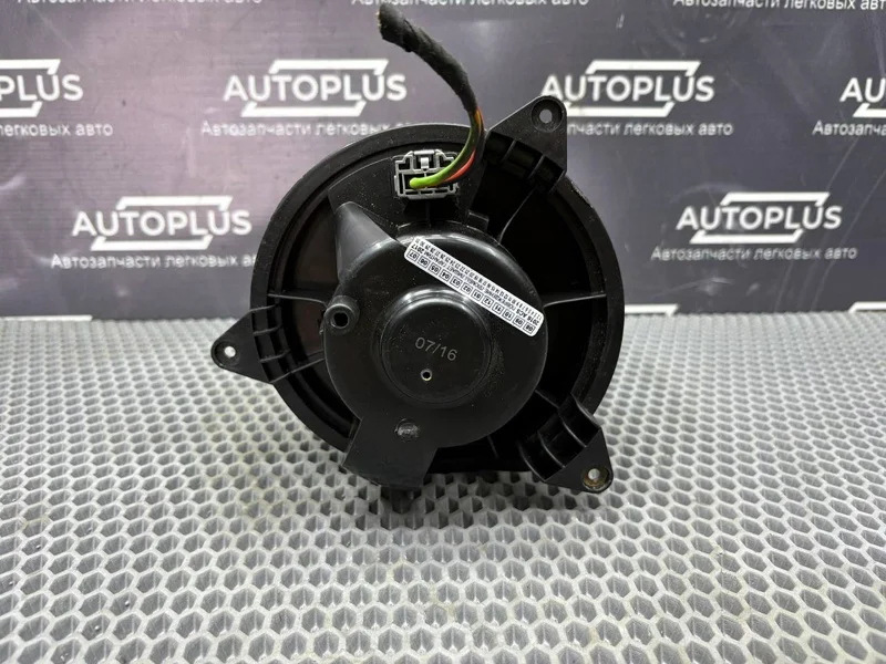 Моторчик печки Ford Focus СЕДАН 1.6 CDDA 2003 - миниатюра 4