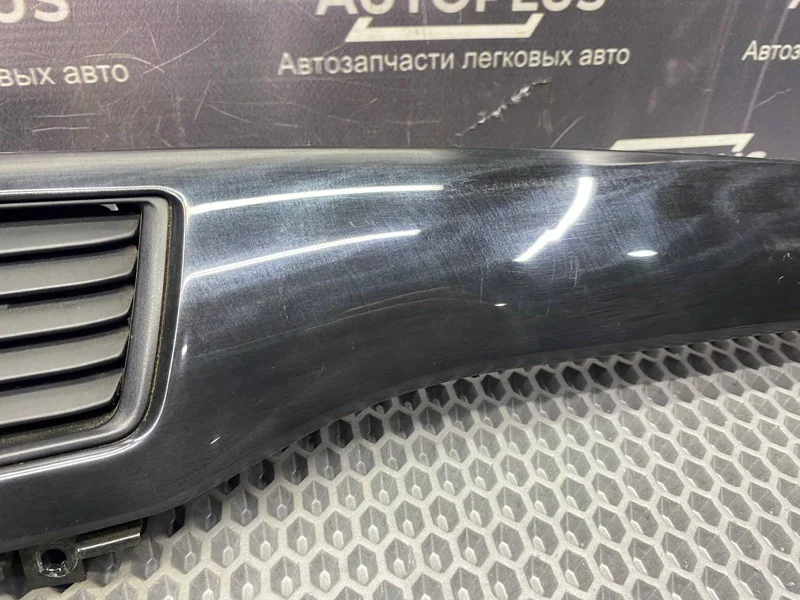 Центральная накладка торпеды Mitsubishi Lancer - миниатюра 5